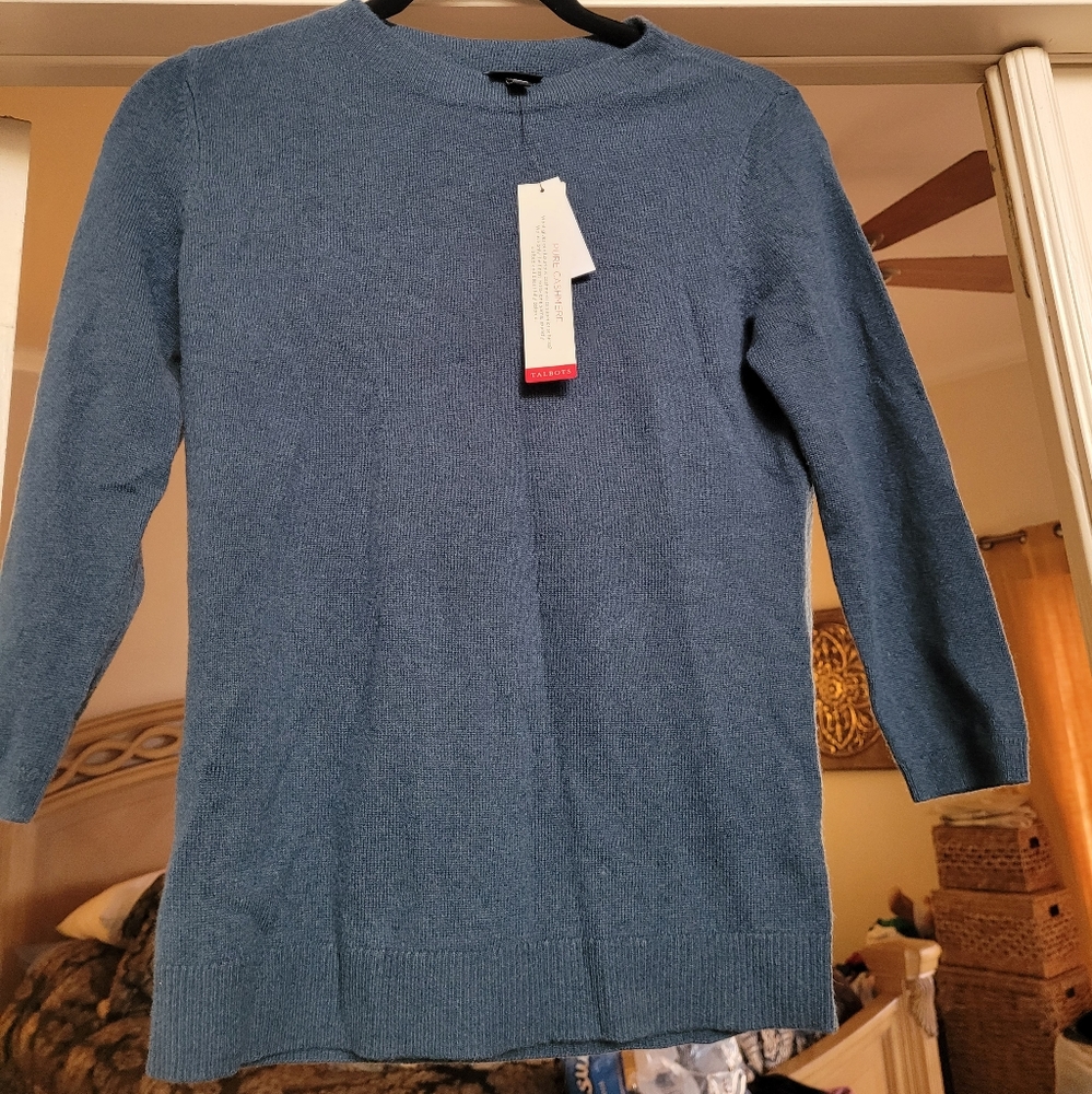 NWT Cashmere Sweater